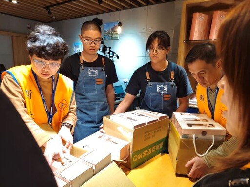 參訪奇塔代拉工坊 新北榮表揚績優榮欣志工