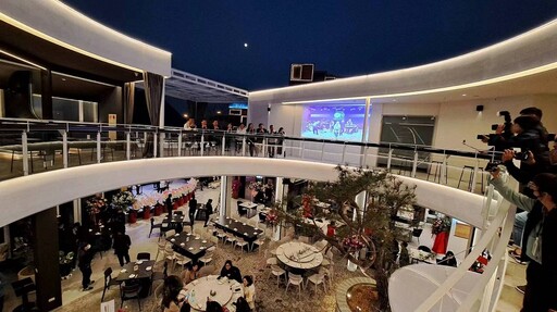 嘉市夜經濟新亮點 碳所音樂餐廳開幕黃敏惠剪綵