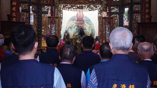 鹿港文武廟文衡聖帝聖誕祝壽大典 關聖帝君里長爐擲筊