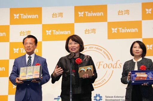 黃敏惠同外貿協會赴東京食品展推台灣農產好物