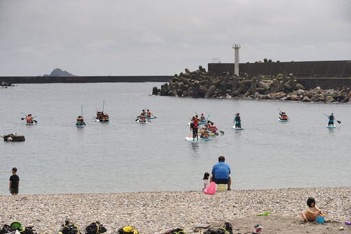 宜蘭縣響應國家海洋日 環保艦隊與潛海戰將守護美麗藍色家園