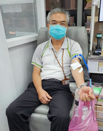 中油煉製事業部公益捐血活動 陳正喜率先響應挽袖捐熱血
