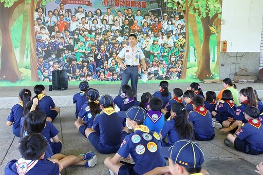 童軍第12次全國大露營 黃敏惠授旗嘉市代表團