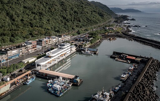 白帶魚帶狀造型 頭城梗枋漁港卸魚場重生啟航