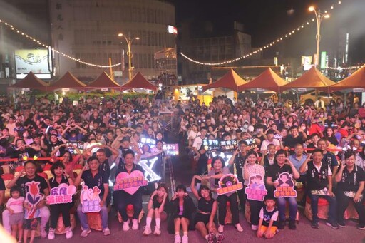 浪漫情人夜粉愛粉愛哩歡度7夕 張麗善祝有情人終成眷屬