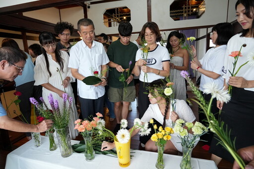 《自然醒慢活祭》產業媒合平台開幕！饒慶鈴盼療癒力量深耕台東