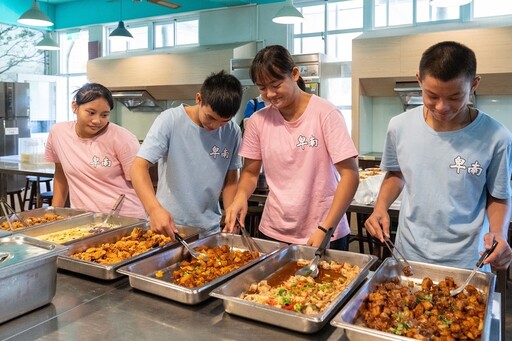 營養午餐新增鬼頭刀料理！饒慶鈴為學童添營養助漁民