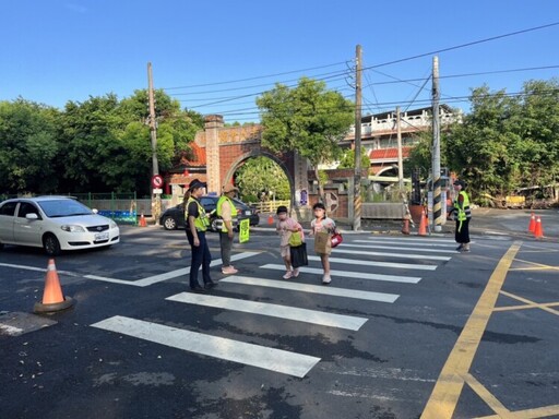 打造校園安全走廊 虎尾警守護學童