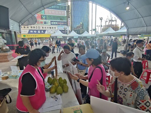 振興加倍券助攻 花蓮北上促銷柚子節買氣旺