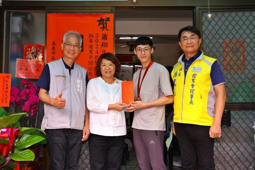 2024巴黎帕運嘉市蕭翔文選手奪男子跆拳道銅牌 黃敏惠道賀