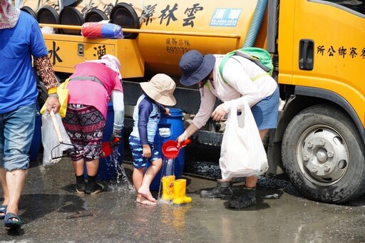 麥寮鄉公所濁水溪淨灘活動 支持海洋環境保護