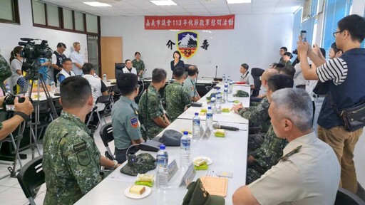 嘉市議會秋節敬軍活動 議長陳姿妏率團慰勞