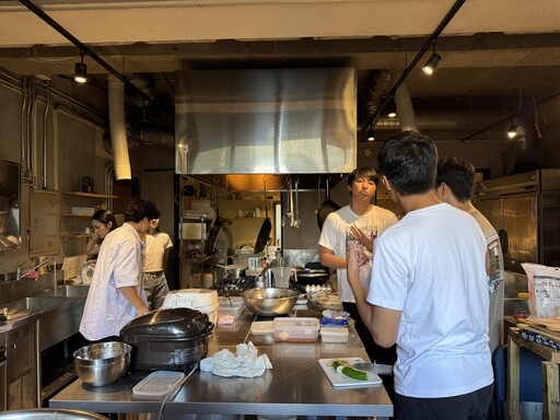 鳳梨纖維、在地食材 中原學生赴沖繩推永續