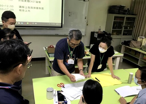 正修視傳「秀色不可餐」 食物模型產業培育新星