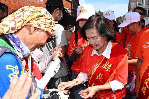 海陸遶境齊發 上千信眾隨行媽祖頭城到礁溪