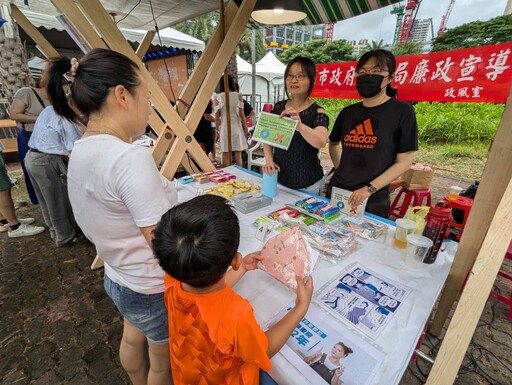 高雄神農市集防詐搶答送禮 柚香料理秀引領健康飲食新風潮