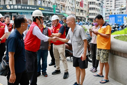 山陀兒颱風逼近高雄嚴加戒備 陳其邁馬不停蹄防颱視察