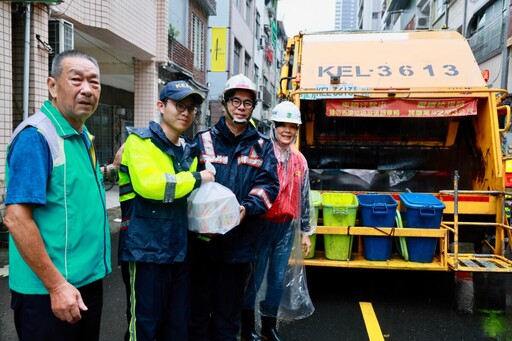 龜速前進山陀兒逼近高雄 陳其邁視察防颱慰問同仁辛勞