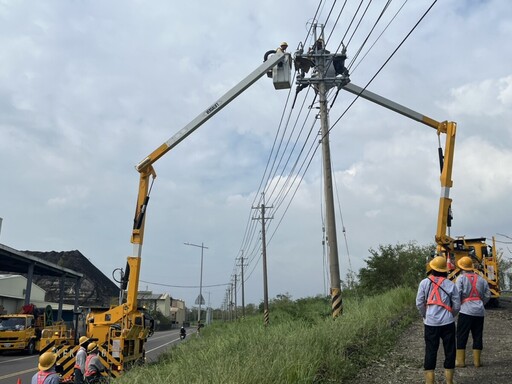 台電全台動員 力拼今晚林園汕尾養殖區復電