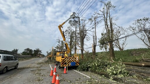 台電全台動員 力拼今晚林園汕尾養殖區復電