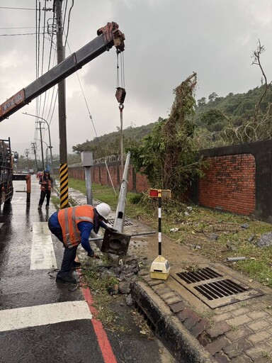 山陀兒颱風後續搶修 高雄百餘路口交通恢復正常