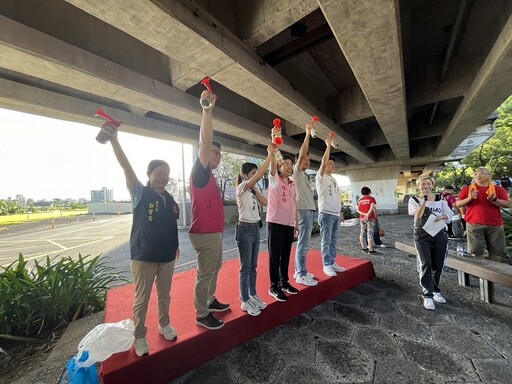 重陽健走平安樂活 宜蘭市神農社區健行活動熱鬧溫馨