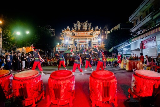 火獅開光點燃左營萬年季 李懷仁祈福祈安國泰民安