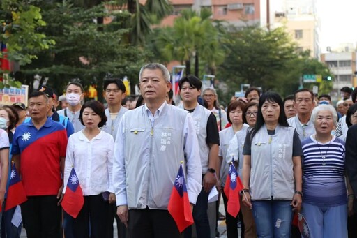 嘉市精忠新城、經國新城國慶升旗典禮 市民喜迎雙十國慶