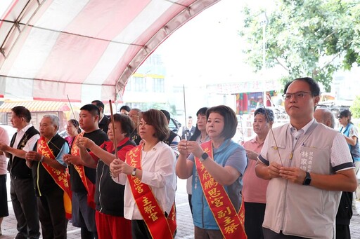 吳府千歲三王公聖誕祝壽典禮 黃敏惠前往嘉邑福安舘鵬思宮祝賀