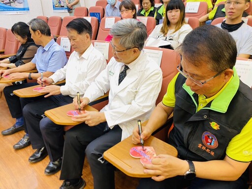 雲檢與北港五家醫院共建關懷聯盟 給予馨生人實質照護