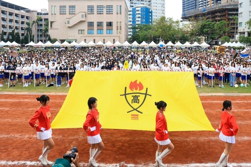 陳其邁出席雄女百歲慶典 共祝璀璨未來再創百年風華