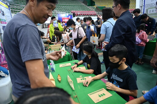 數位科技教育學習成果展 饒慶鈴盼點燃教育創新熱潮