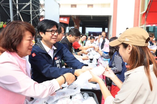 陳其邁出席彌陀虱目魚節 共享大海開吃美味之旅