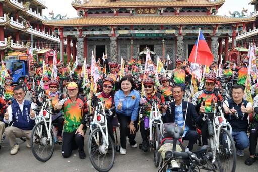 關聖帝君百人赤兔鐵馬隊巡境義行啟航