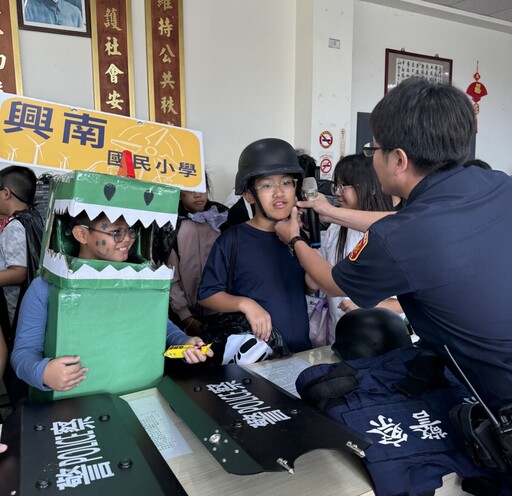 口湖興南國小學童參訪警所 親身體驗警察日常