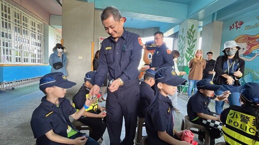 小港警長結合鳳林國小 舉辦小小波麗士反詐向前衝活動