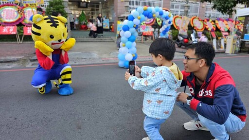 東吳附幼園遊會 科學教育寓教於樂親子同樂嗨翻