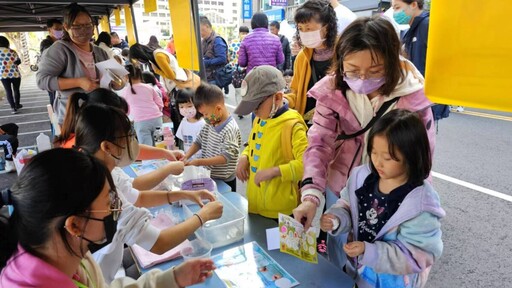 東吳附幼園遊會 科學教育寓教於樂親子同樂嗨翻