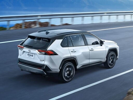 進口SUV銷售冠軍TOYOTA RAV4 曜黑魅影版全新登場