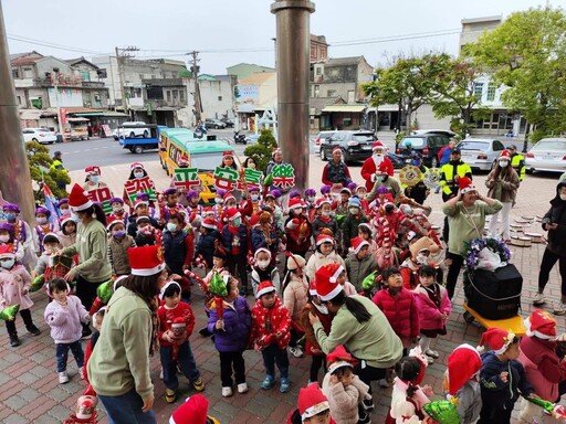 幼兒園「嬌」點訪臺西分局報佳音 員警宣導道安、婦安與識詐