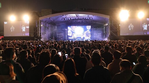 音樂煙火秀下眾星雲集 宜蘭市跨年晚會萬人朝聖創歷年之最