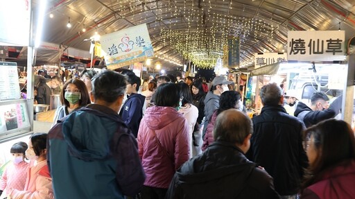 音樂煙火秀下眾星雲集 宜蘭市跨年晚會萬人朝聖創歷年之最