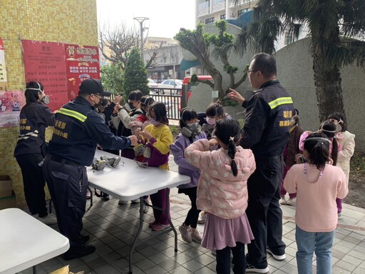 雲林縣消防局前進校園 宣導防火防災觀念