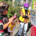 三鳳中街年貨採買開跑 三民一不忘推廣打詐儀錶板
