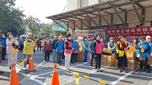 北港鎮公所結合13個公益團體 350戶家庭收到愛心關懷