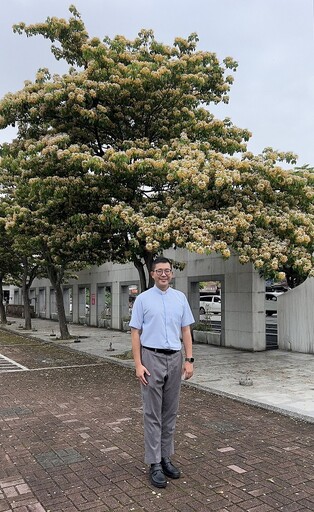 化破碎為希望的生命教育推手 聖約翰科大吳興祥獲教育部表揚