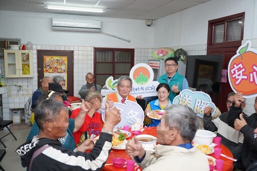 竹縣春節送暖 遊民圍爐過大年共享溫馨佳節