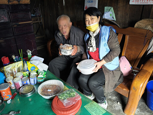 永慶房屋捐愛心年菜 傳遞年味與祝福