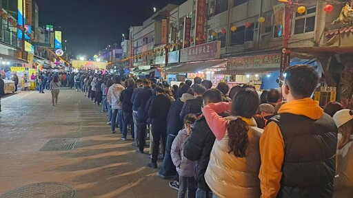 翁章梁除夕夜義竹拜年 奉天宮搶頭香朴子配天宮參拜春川宮開廟門