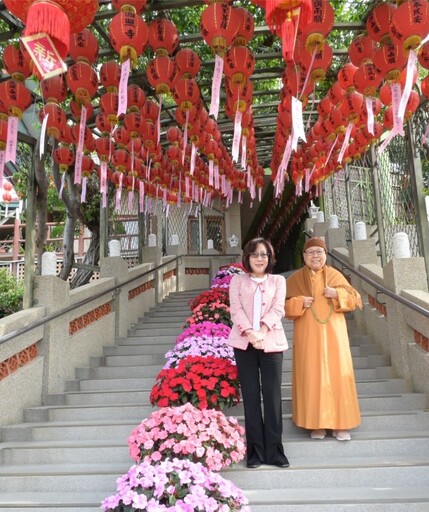 昔日花藝同窗再聚首 康裕成偕陳其邁拜會敬定法師